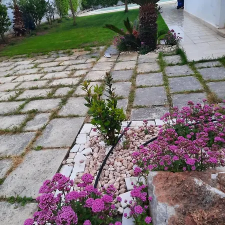 Villa Chiaraluna *