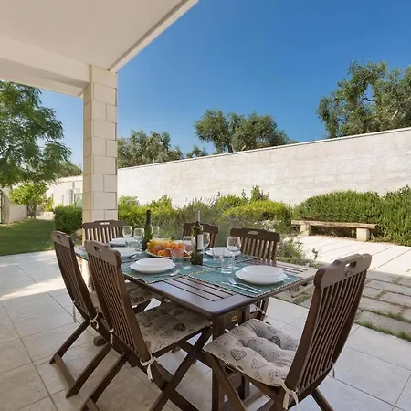 Вилла Chiaraluna Novoli